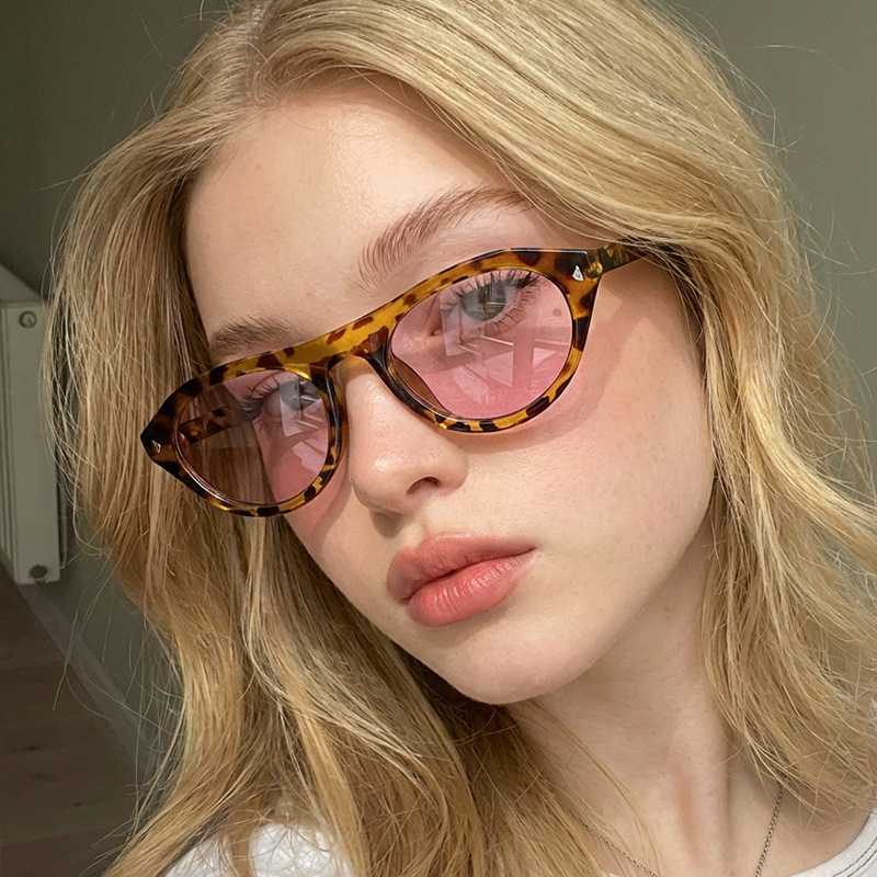 ファッションキャットアイサングラス女性レトロ小さなフレームサ - Streetwear Brand With Eye のレビューと価格